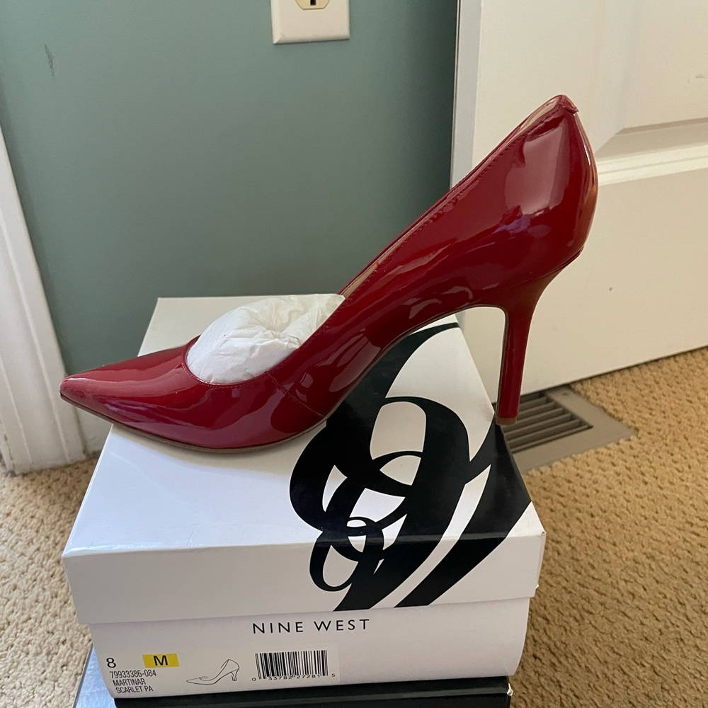 Nine West Scarlet Red Pumps 8M Martinar
